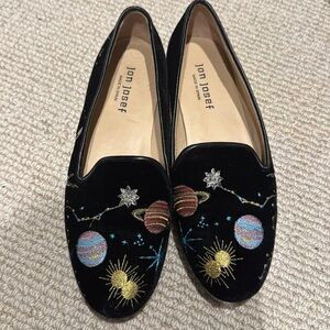 Jon Josef Velvet Zodiac Smoking Slipper, size 7